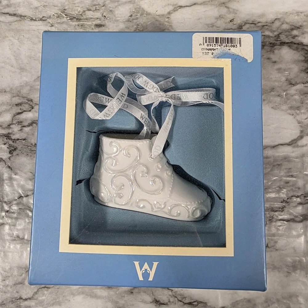 Wedgewood Christmas Ornament Baby's First Shoe 2009 Collectible Baby Blue Box